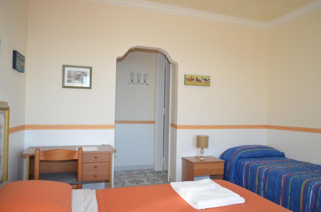 أناكابْري Le Ginestre Di Capri Bb & Holiday House المظهر الخارجي الصورة