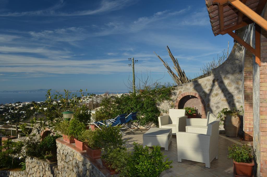 أناكابْري Le Ginestre Di Capri Bb & Holiday House المظهر الخارجي الصورة