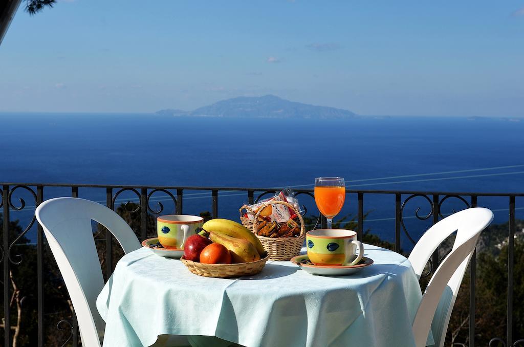 أناكابْري Le Ginestre Di Capri Bb & Holiday House المظهر الخارجي الصورة