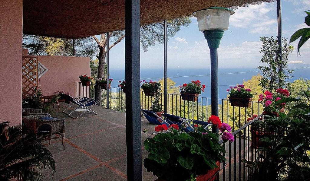 أناكابْري Le Ginestre Di Capri Bb & Holiday House المظهر الخارجي الصورة